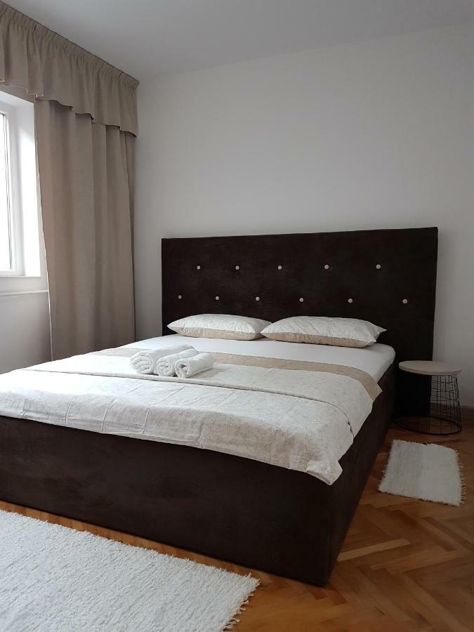 Tania Apartament Oradea Exterior foto