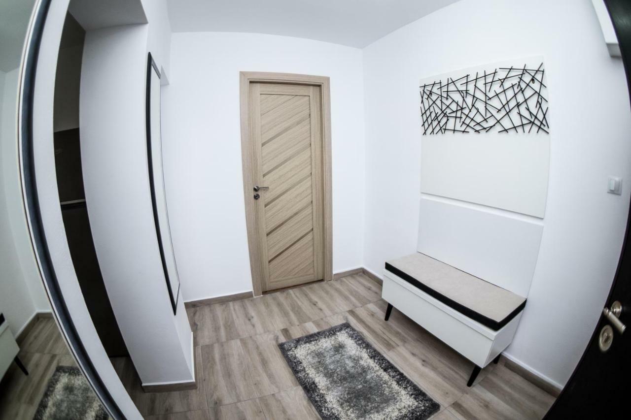 Tania Apartament Oradea Exterior foto